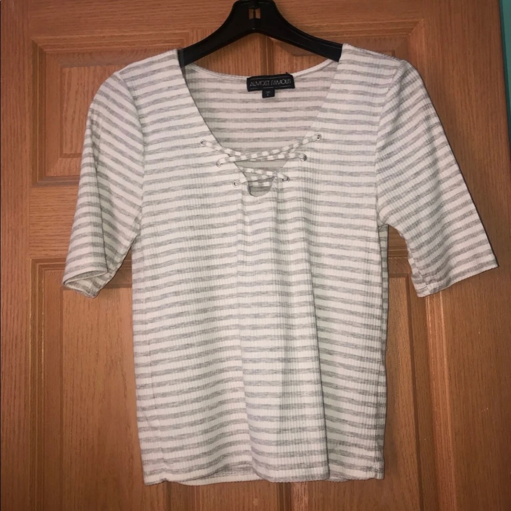 Size large top